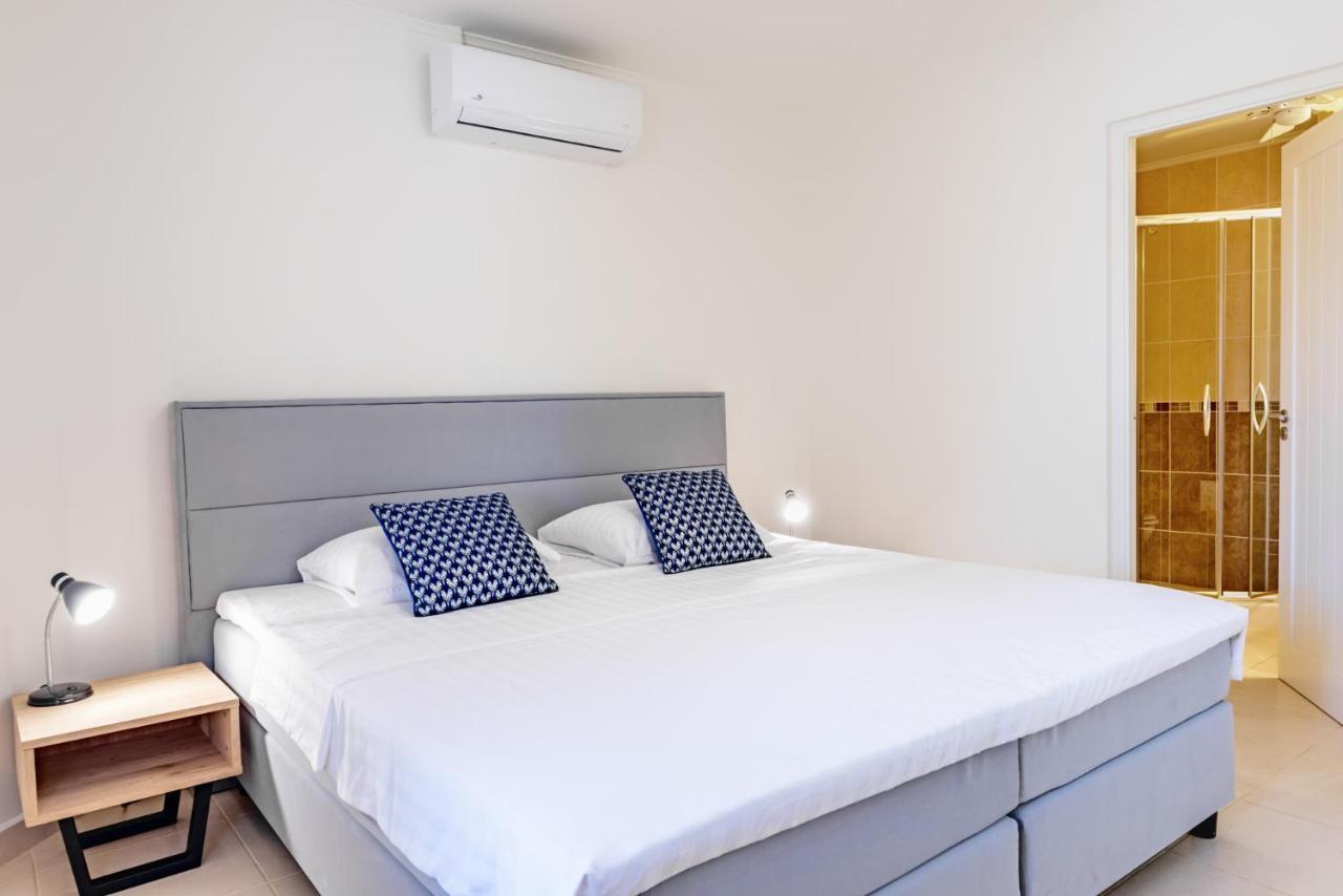 Bellevue Beach Apartment 5 Kralendijk  Ngoại thất bức ảnh