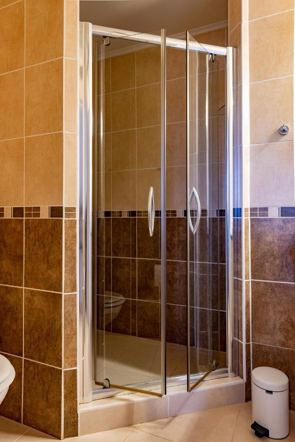 Bellevue Beach Apartment 5 Kralendijk  Ngoại thất bức ảnh